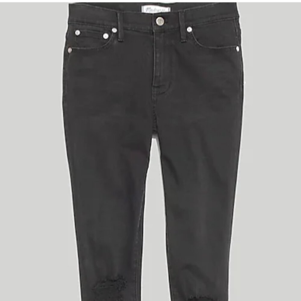 9" Mid-Rise Skinny Jeans in Black Sea - Picture 5 of 5